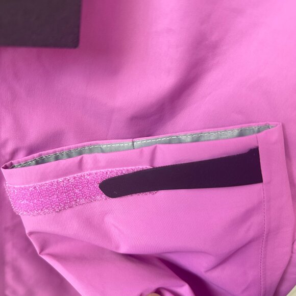 NWT Arc'teryx Women's Gore-Tex Waterproof Jacket - Hiking Ski Outdoor Coat - Picture 11 of 11